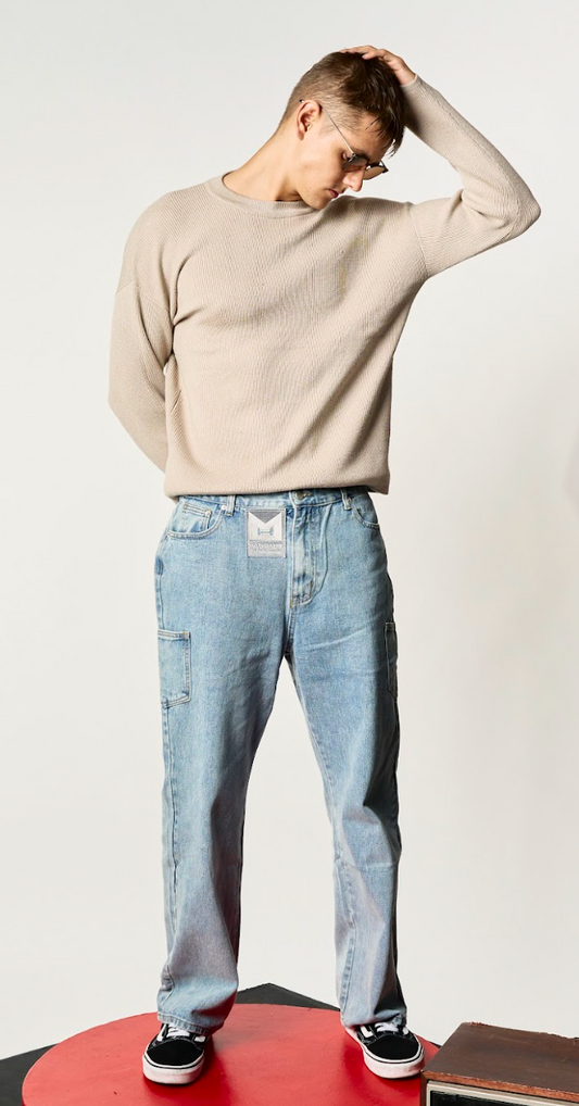 NO FUZZ OVERSIZED JEANS